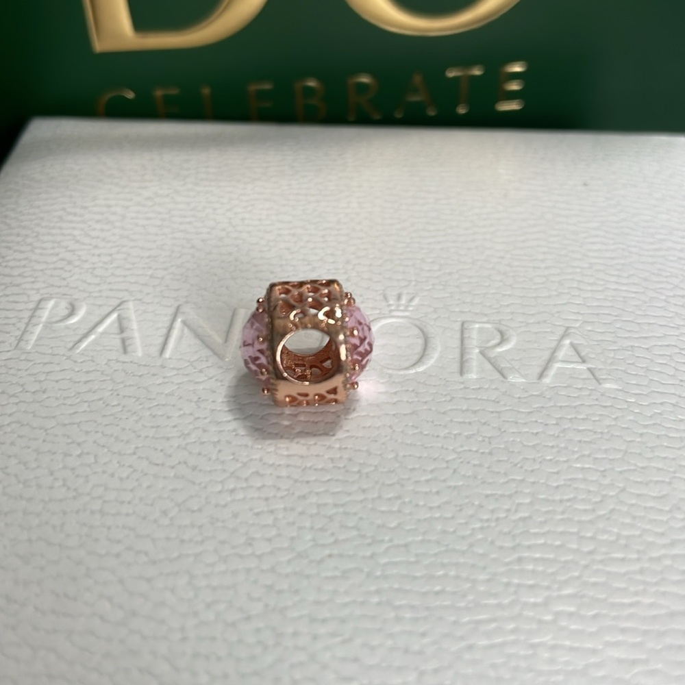 Pandora Radiant Hearts Rose Gold Bevel Charm - Picture 4 of 5